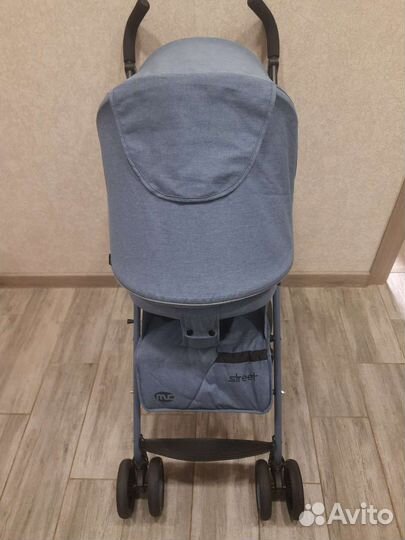 Прогулочная коляска трость