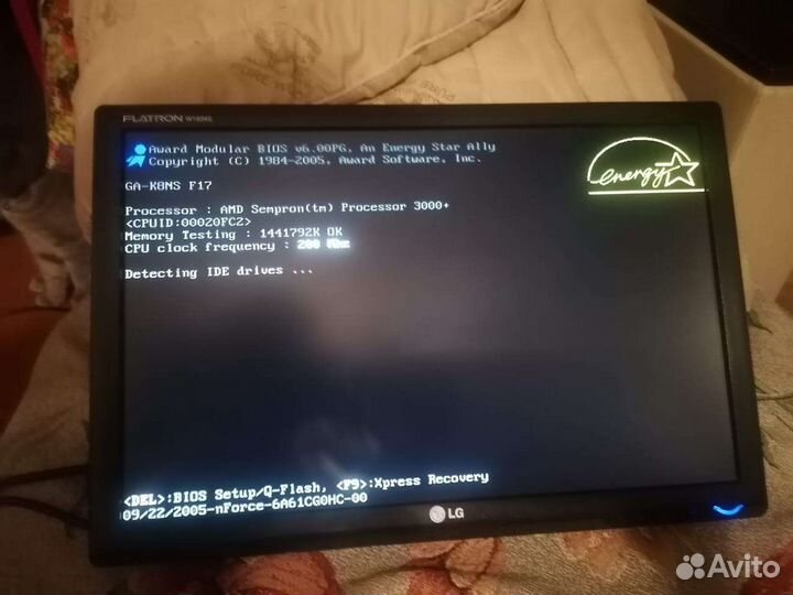 Материнская плата с процессором и памятью