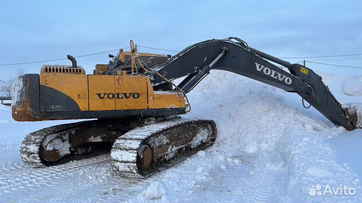 Гусеничный экскаватор Volvo EC290B LC Prime, 2011