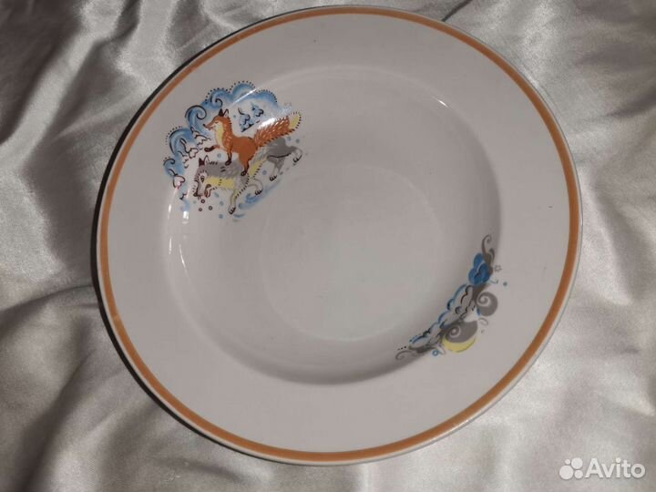 Тарелки суповые