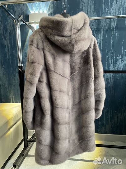 Шуба норковая с капюшоном