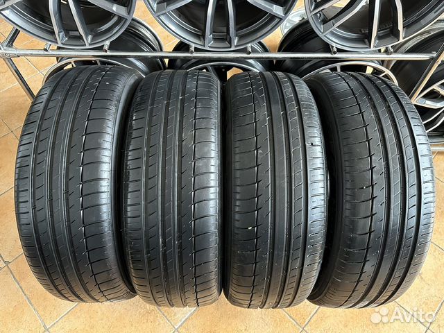 Triangle Sports TH201 235/55 R20