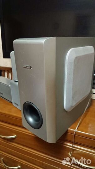 Сабвуфер samsung