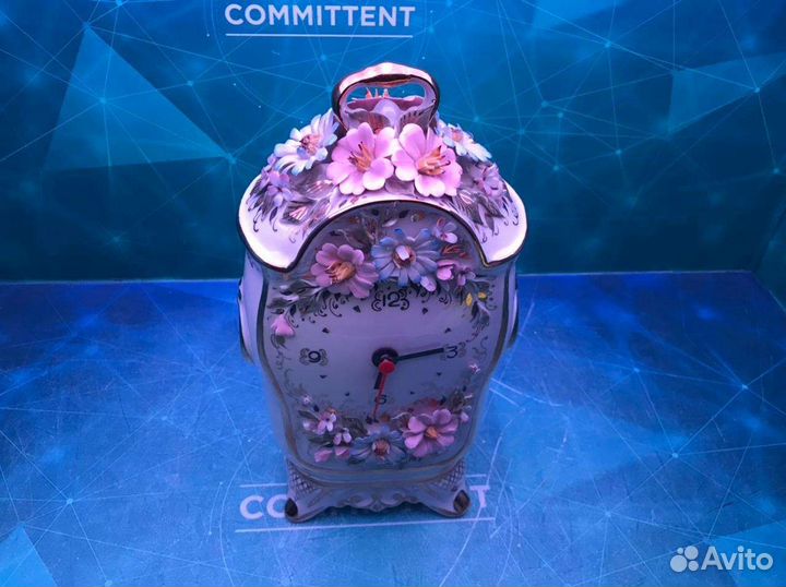 Фарфоровые часы. Арт. 20446