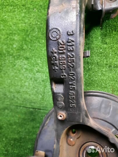 Цапфа задняя правая Bmw X3 E83 M54 256S5 (2.5)