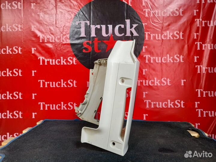 Облицовка фары правой Daf XF106