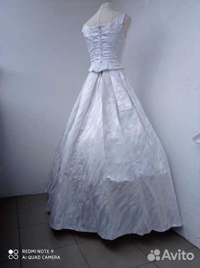 Вечернее платье в пол 42 44