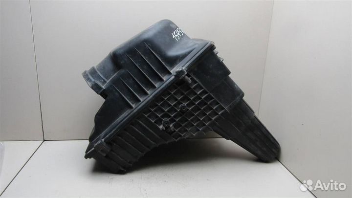 Корпус воздушного фильтра Peugeot 607 2000-2010