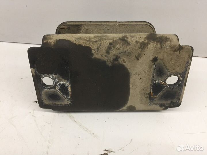 Опора кпп (Infiniti QX56)