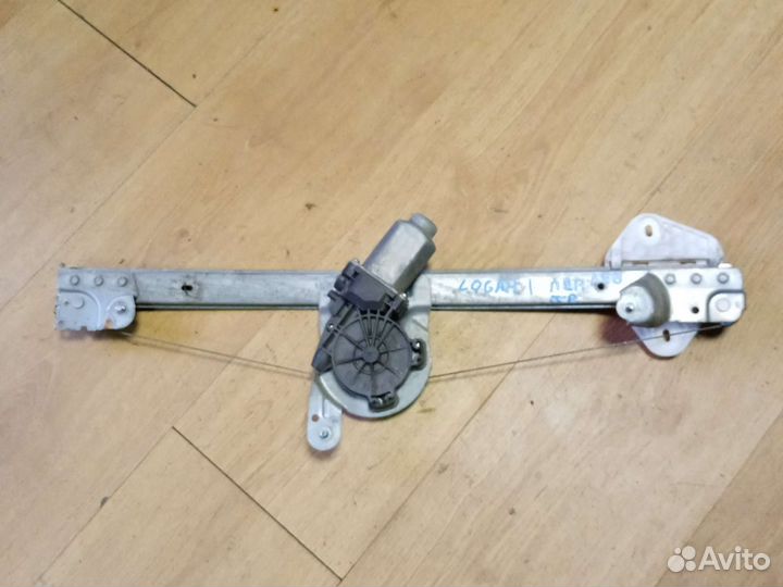 Стеклопод. перед. левый Рено логан 1