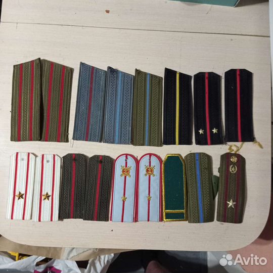 Погоны Кокарды знаки отличия СССР РФ мвд вмф