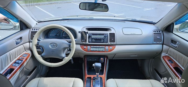 Toyota Camry 2.4 AT, 2003, 652 000 км