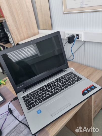 Ноутбук Lenovo