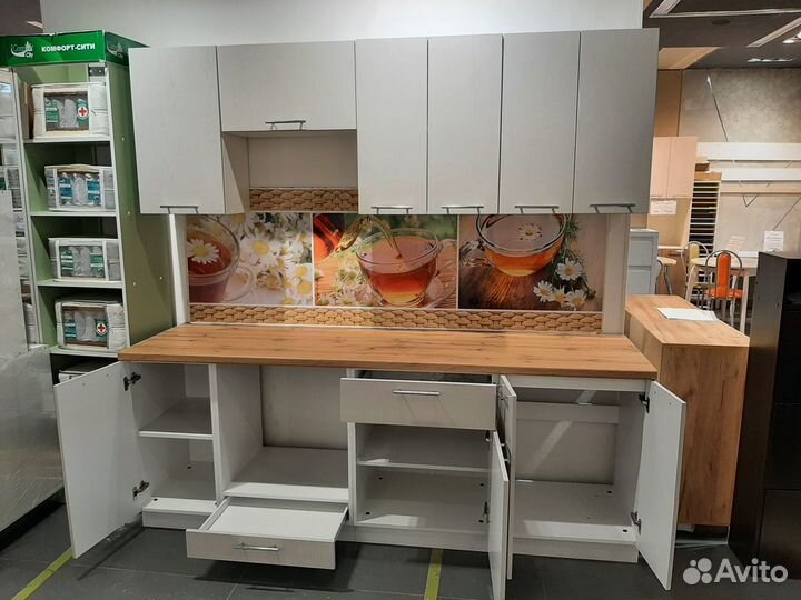 Кухонный гарнитур 2,2 м шалфей