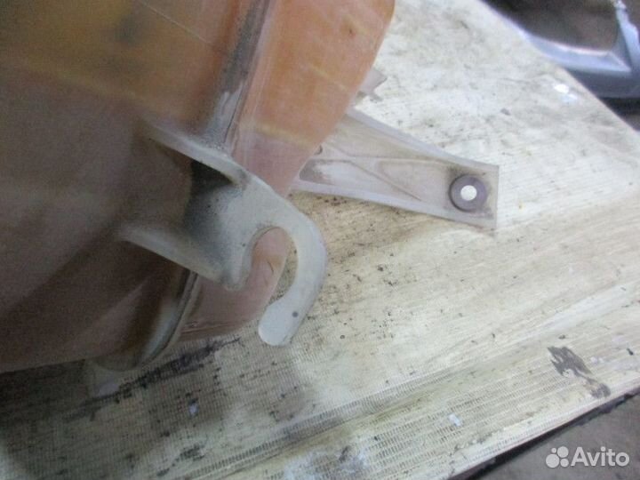 Бачок расширительный Cadillac SRX 2003-2009 (25767