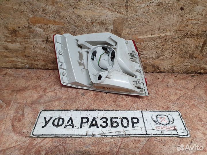 Фонарь задний правый дорест Skoda Octavia (A7) 201