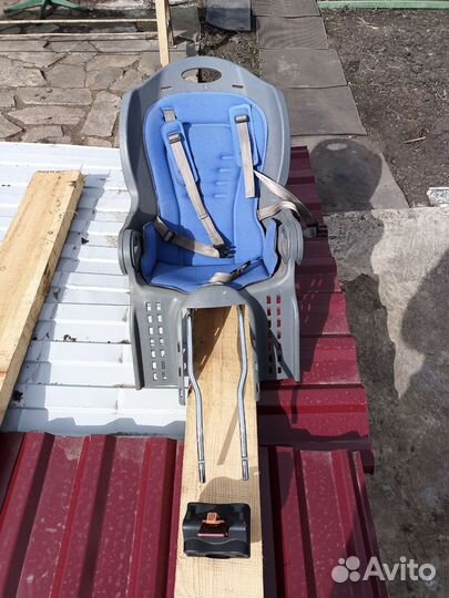 Детское кресло на велосипед
