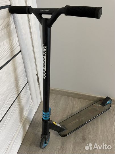 Самокат трюковый reaction