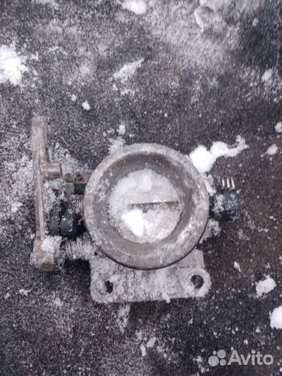 Заслонка дроссельная Renault Megane 1.6 16V K4M70