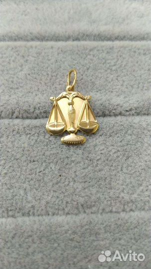 Кулоны золотые
