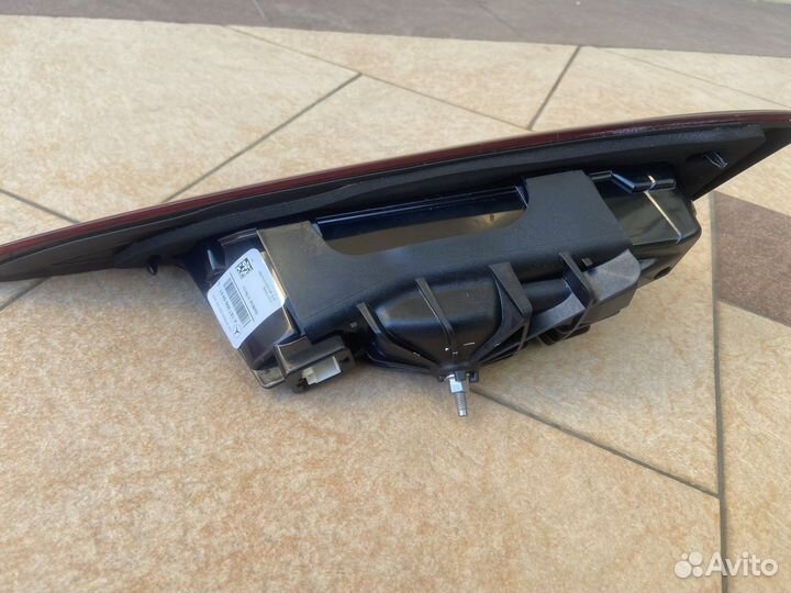 Фонарь задний левый на Mercedes GLE w167