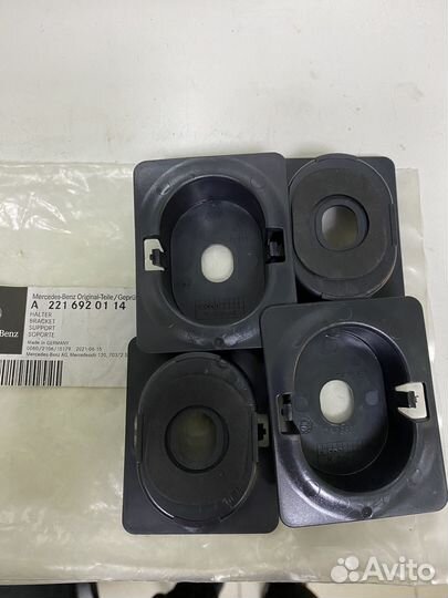 Mercedes-benz A2216920114 Крепление накладки порог