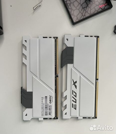 Оперативная память ddr4 16gb 2x8 2400мгц