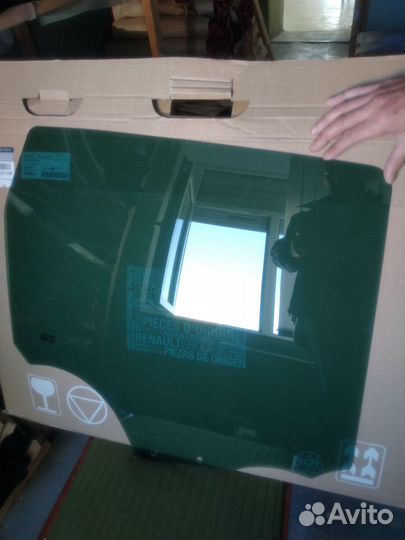 Стекло двери задней правой duster 2015-2020