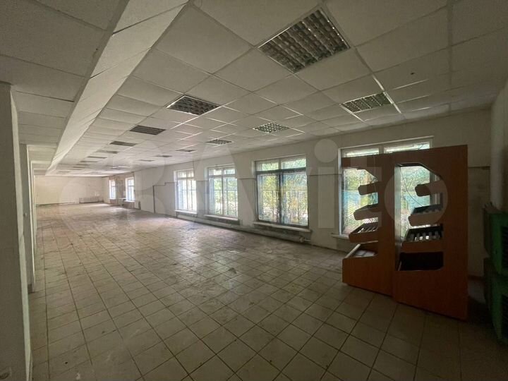 Свободного назначения, 320 м²