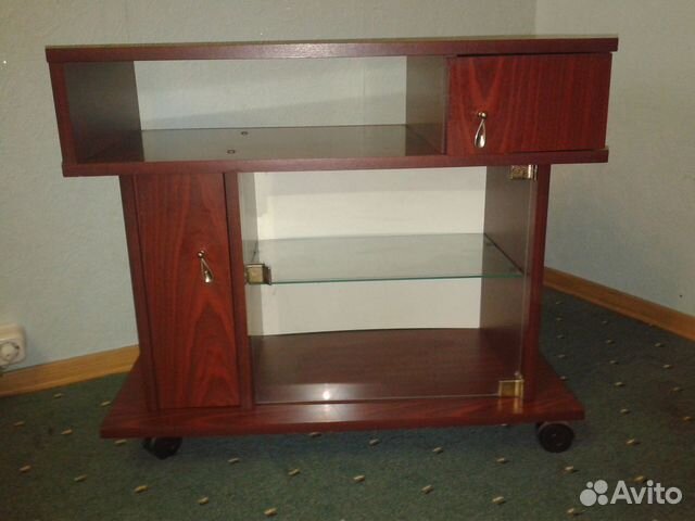 Тумба под аудио-видео аппаратуру