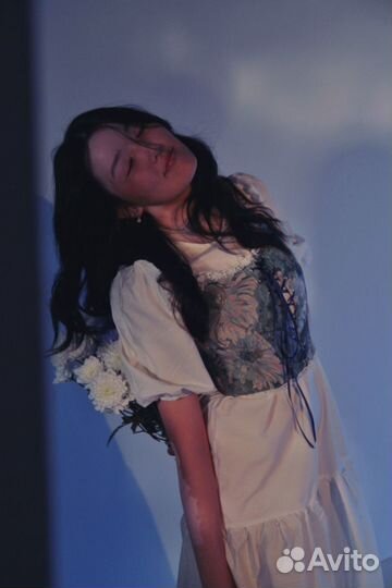 Продам фотоаппарат canon 4000D