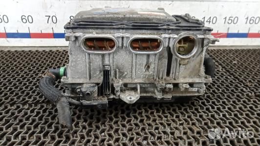 Инвертор toyota prius XW30 (UDN32WG01)