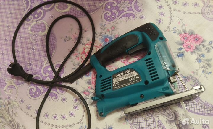Лобзик makita 4329