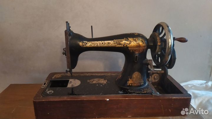 Швейная машинка Зингер ручная
