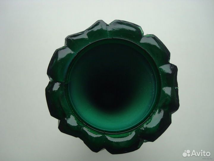 Малахитовое стекло Ваза и шкатулка