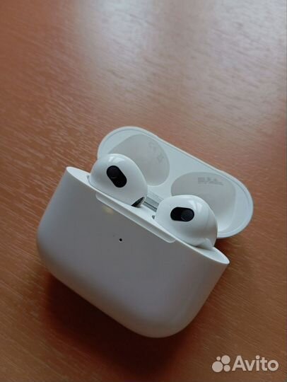 Беспроводные наушники airpods не оригинал бу