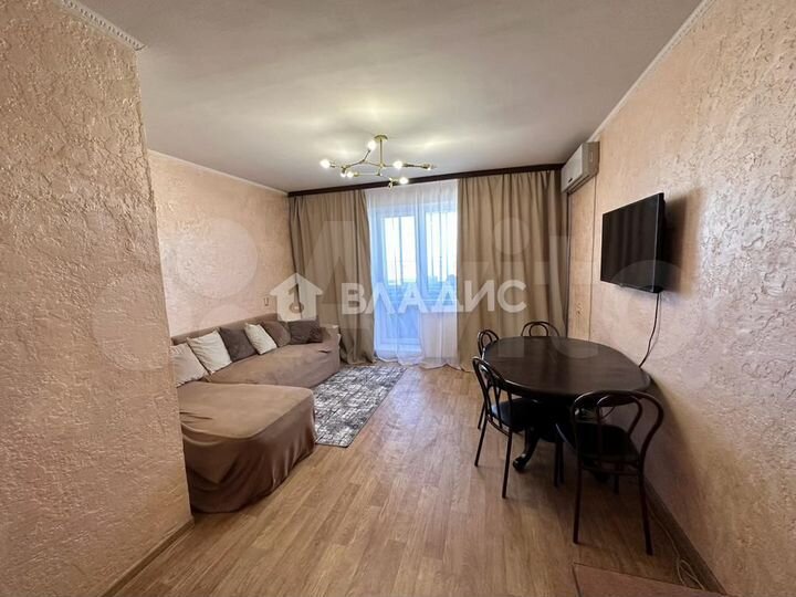 3-к. квартира, 67,4 м², 8/10 эт.