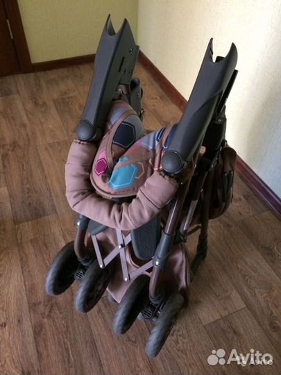 Коляска Geoby