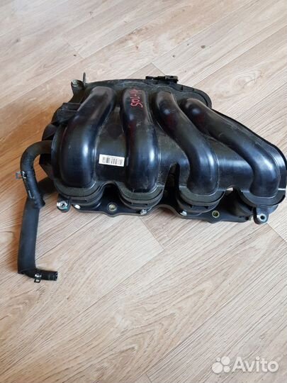 Впускной коллектор Hyundai Solaris