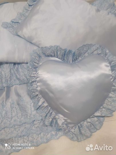 Покрывало с декор подушками Италия