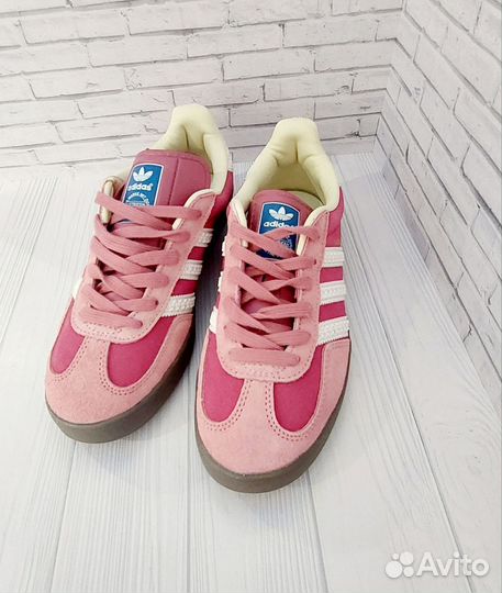 Кроссовки Adidas Gazelle Pink Cloud White