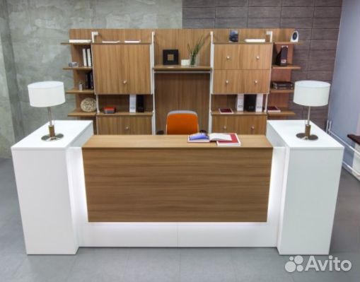 Стойка ресепшн