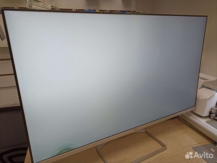Монитор HP M27F
