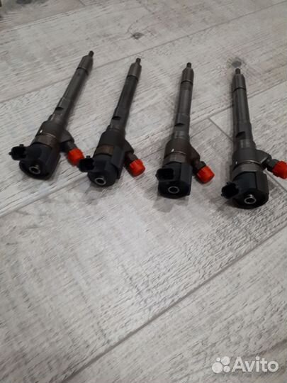 Топливные форсунки Hyundai SantaFe 2.2crdi 2008