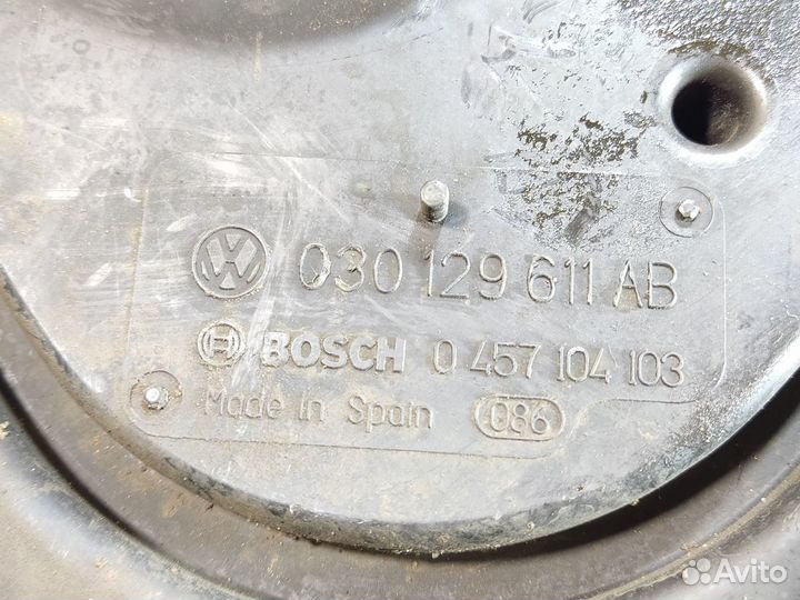 Корпус воздушного фильтра Volkswagen Polo 1994-199