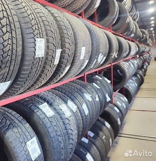 Nokian Tyres Hakkapeliitta R 225/50 R17 94N