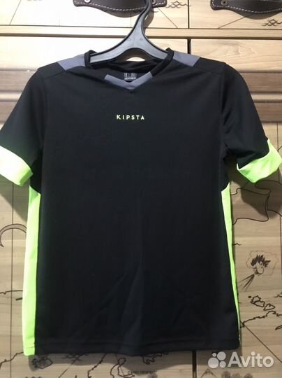 Детская футбольная форма и обувь