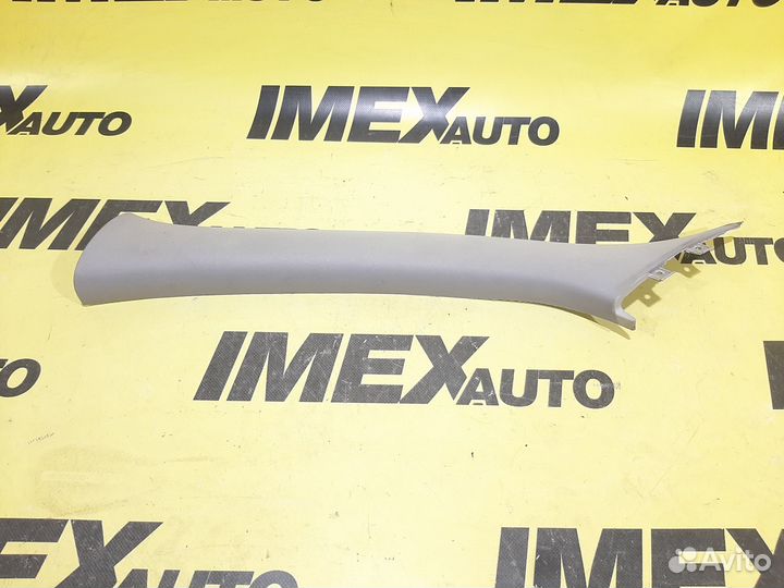 Обшивка стойки передняя левая Volvo S40