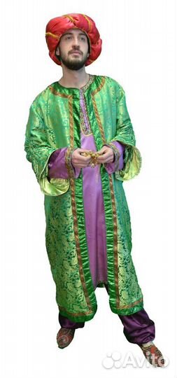 Прокат костюмов для взрослых