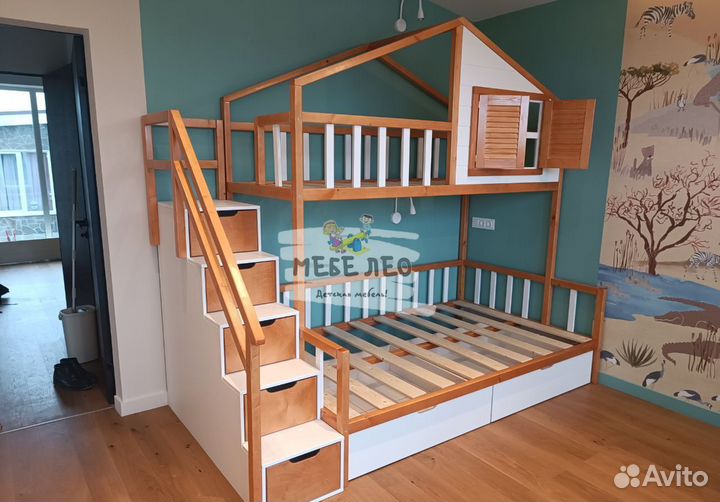 Двухъярусная кровать